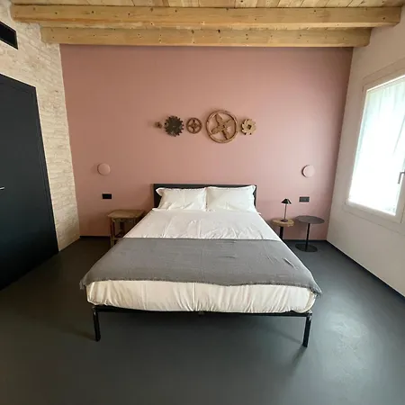 Via Pasubio Guest house 3*